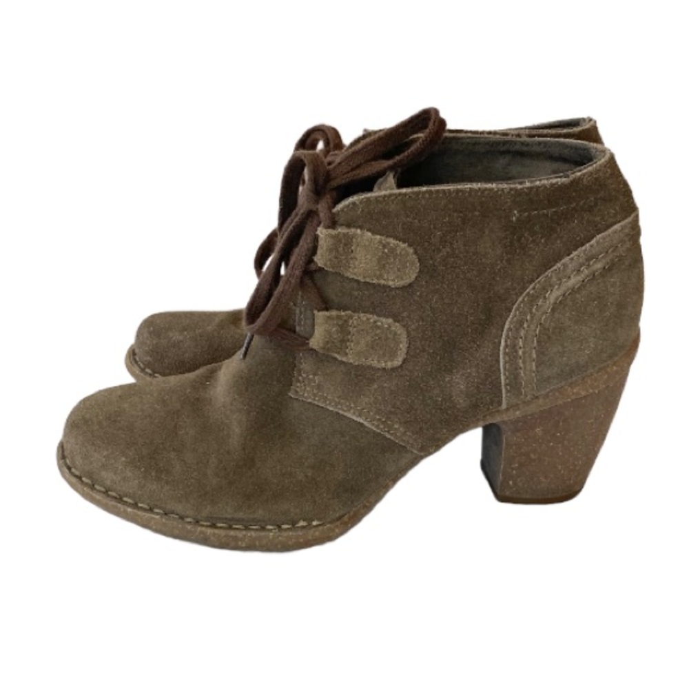 Clarks Artisan Brown Suede Leather Ankle Block Heel Comfort Booties - Picture 1 of 14